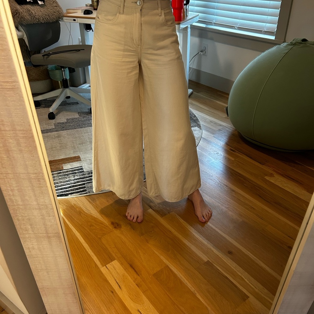 Uniqlo Cream Wide Leg Jeans